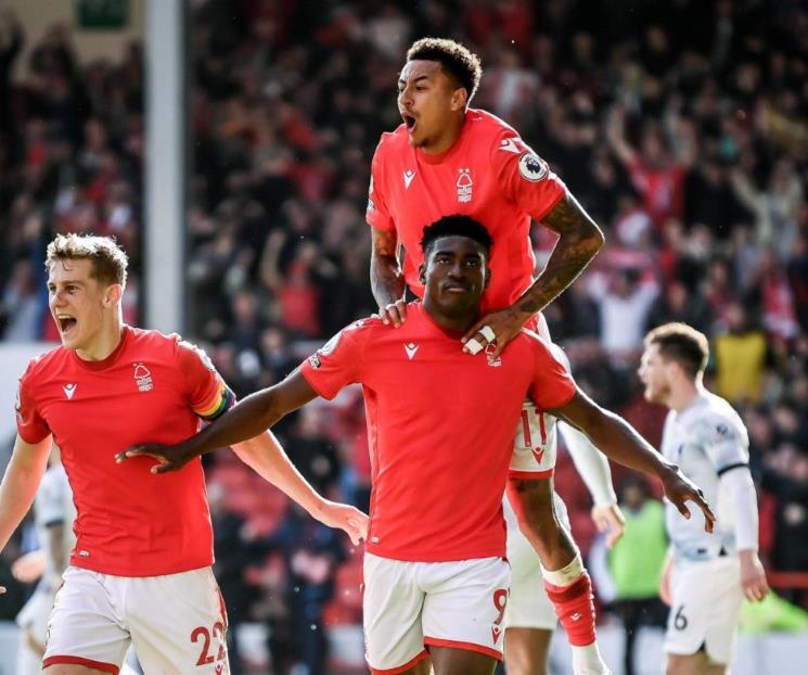 Sigue crisis del Liverpool y vuelven a perder