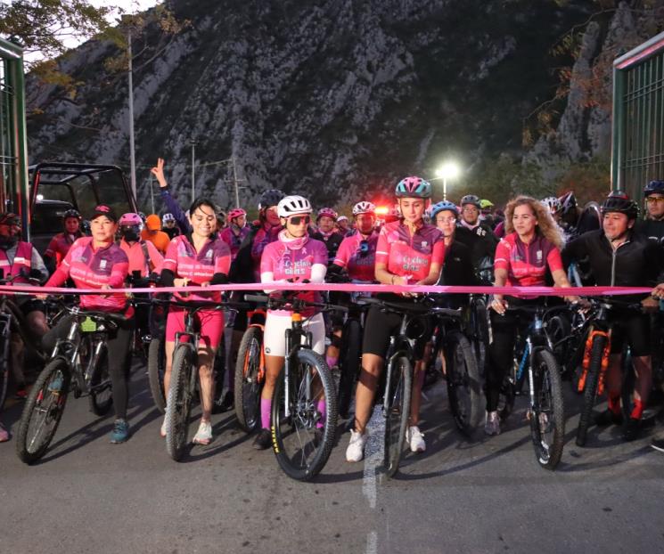 Organizan rodada rosa en Santa Catarina