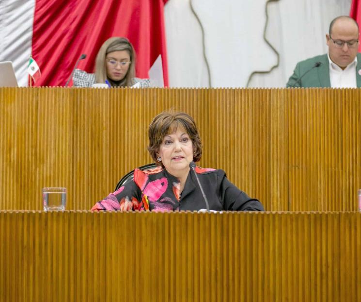 Sufren desgaste planteles tras 30 años sin inversión