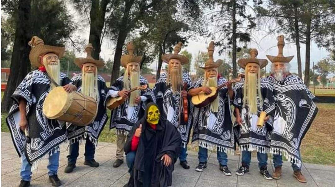 Mazatecos llevan sus tradiciones a la Ciudad de México Mazatecos llevan sus tradiciones a la Ciudad de México