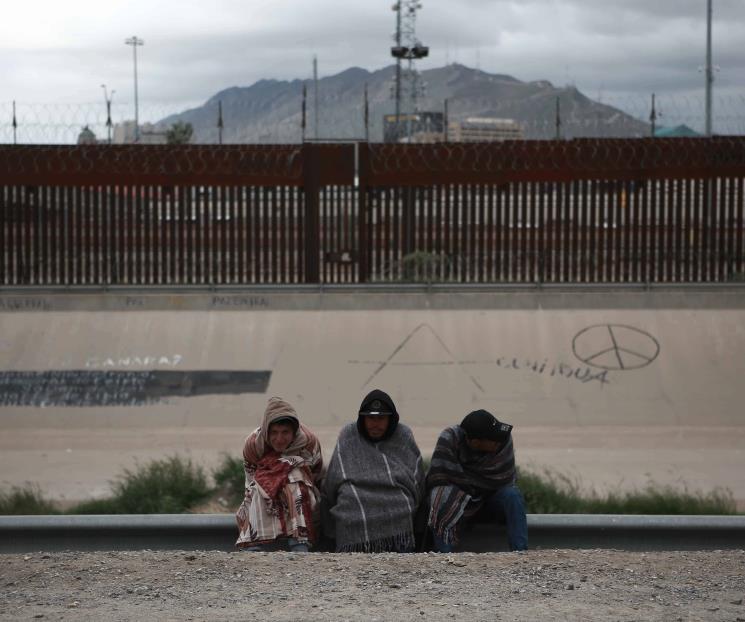 Lamentan venezolanos que no tienen a dónde ir