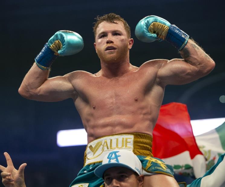Canelo no pelearía en el Azteca debido a que perdería dinero