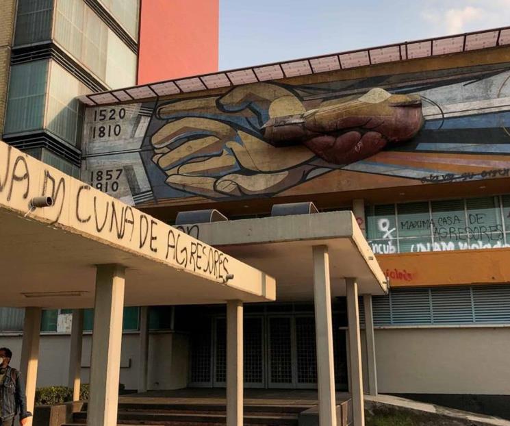 Los valores históricos de murales de Siqueiros vandalizados Los valores históricos de murales de Siqueiros vandalizados