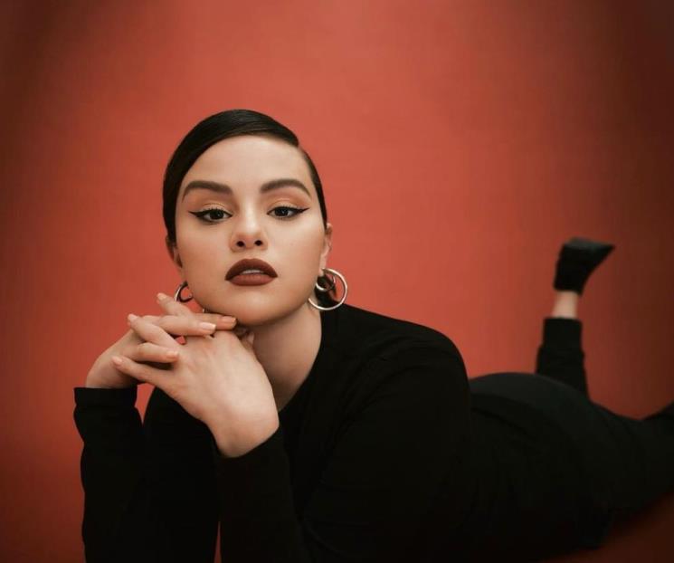 Por Covid cancela su agenda Selena Gomez