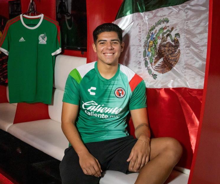 Sería Víctor Guzmán refuerzo de Chivas