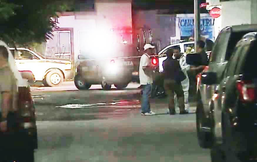 Ejecutan a 2 hombres a domicilio en Ciénega