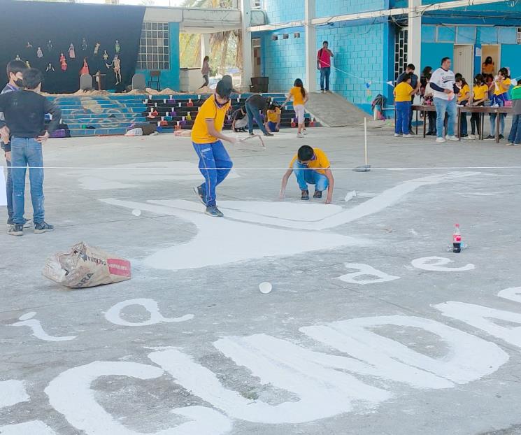 Fomentan la inclusión y la cultura en Macro Altar 