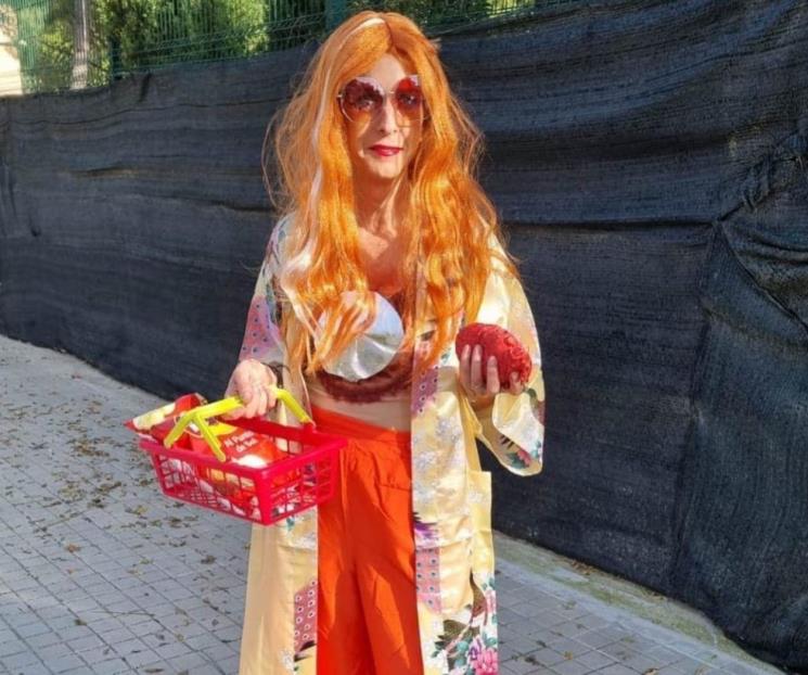 Se viste de Shakira en Monotonía para Halloween
