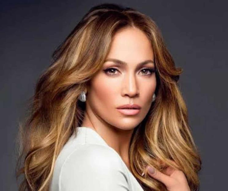 Llaman a JLo la artista latina más influyente de la historia