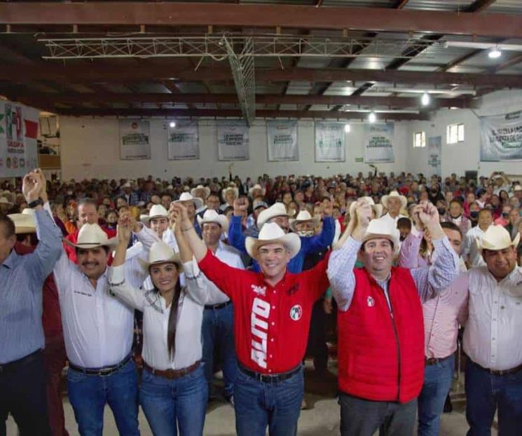 Se reúnen priistas del sur con su líder Alejandro Moreno