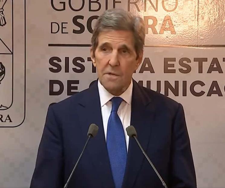 Dialogan AMLO y John Kerry sobre energía