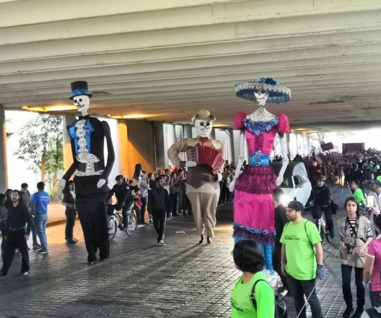 Habrá restricciones viales  por Desfile de Día de Muertos