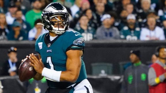 Filadelfia intentará hundir a Pittsburgh y seguir invictos