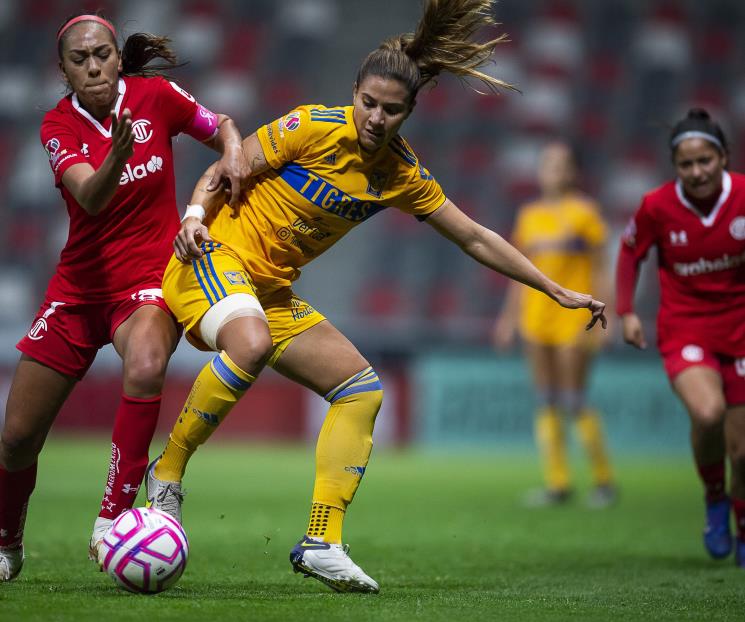 Rayadas y Tigres, por semifinales