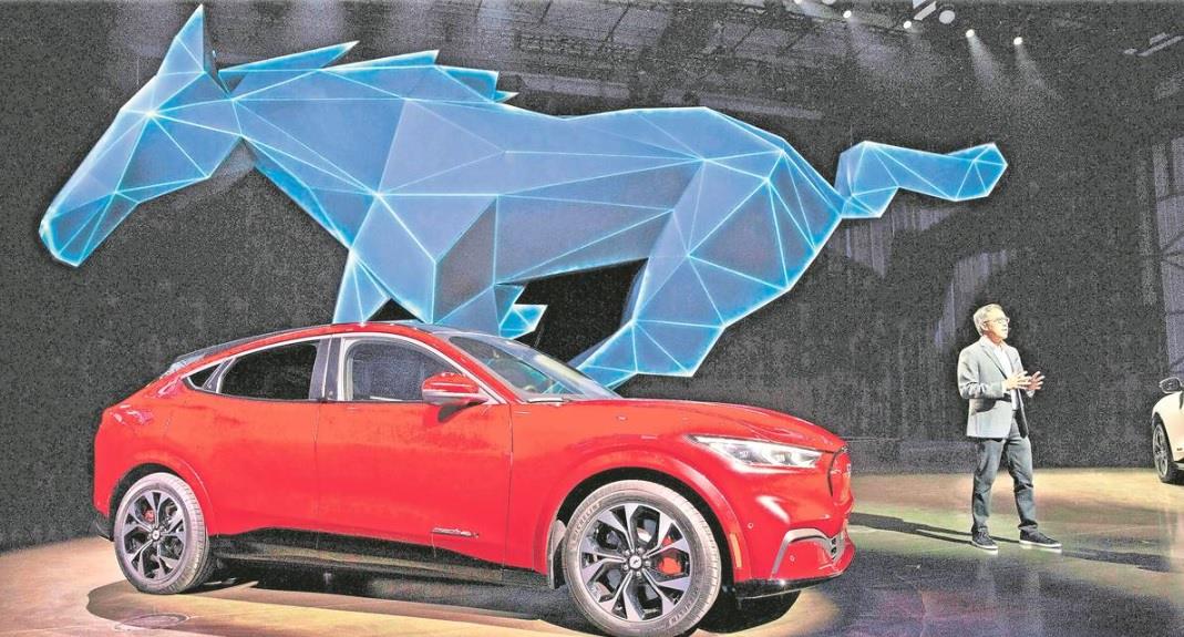 México impulsa la ingeniería para los autos de Ford