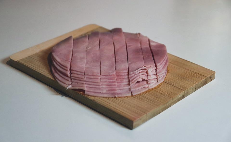 Qué es la baba que aparece en el jamón