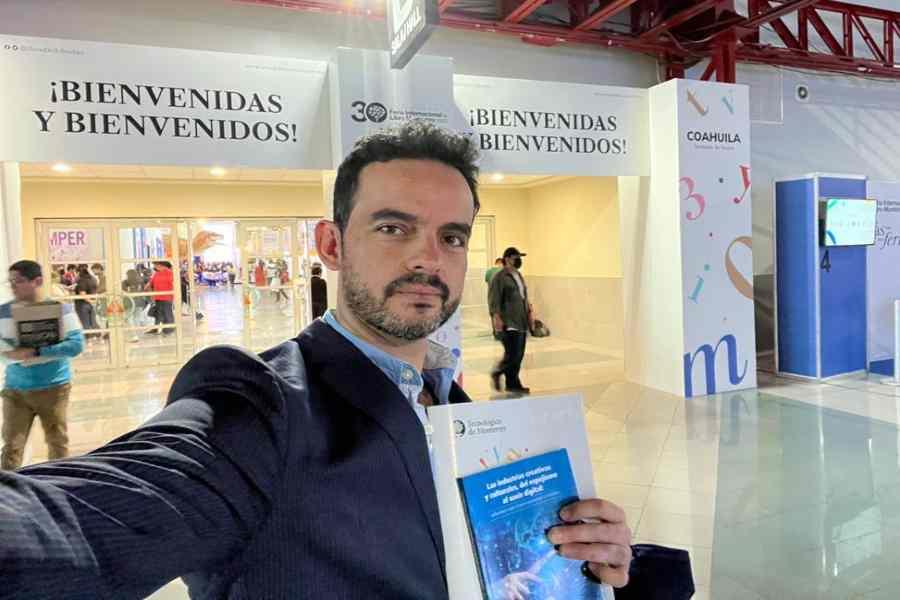 Profesor Tec propone nuevo término con libro en FIL Mty
