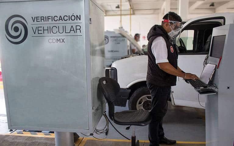 Analizan amparo si eliminan norma de revisión de autos