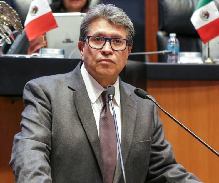Voy a seguir luchando por un México más justo: Monreal