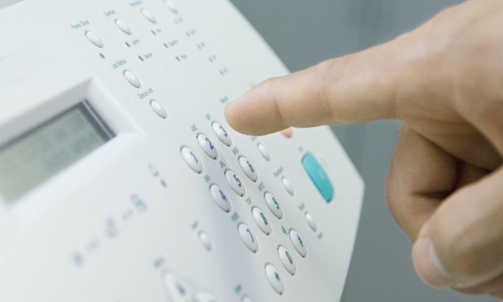 Reino Unido contempla eliminar por completo el uso del fax