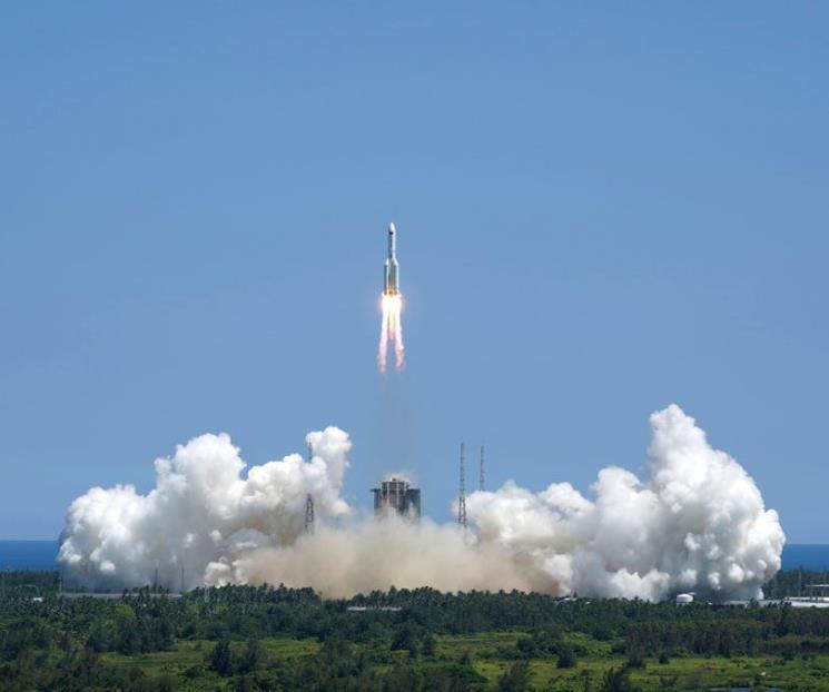 Caerá cohete espacial chino descontroladamente en la Tierra