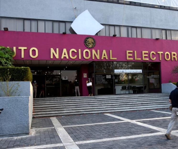 Iglesia Católica pide defender al INE