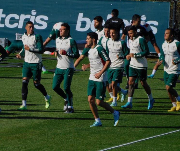 Se integra Raúl Jiménez a prácticas con el Tri