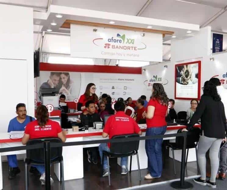 Descarta Hacienda tomar dinero de Afores