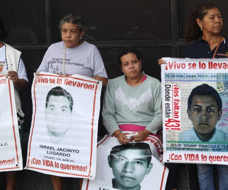 Buscan que fracasemos en llegar a verdad de Ayotzinapa: AMLO