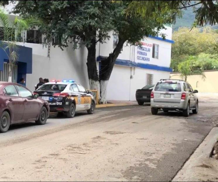 Pintaba colegio, muere electrocutado