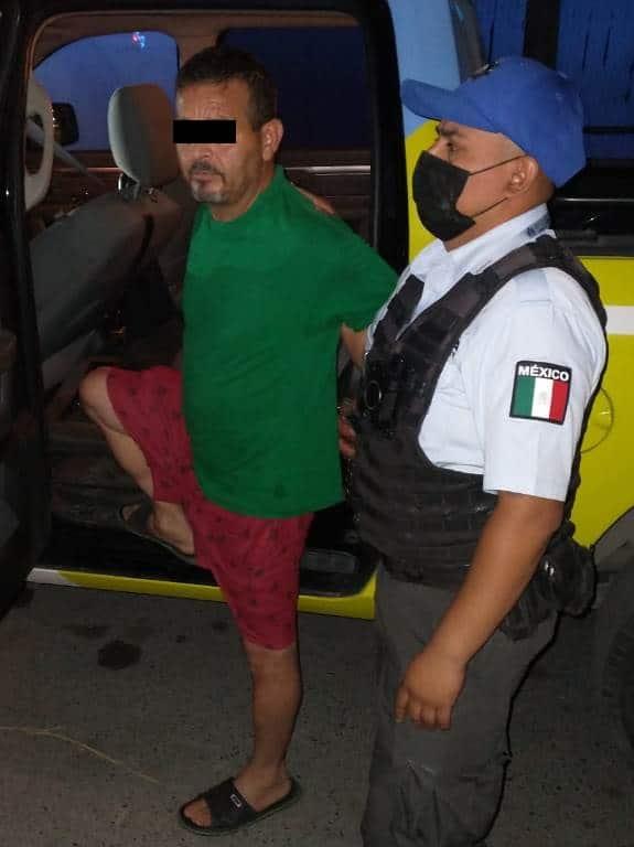 Golpea a su ex esposa