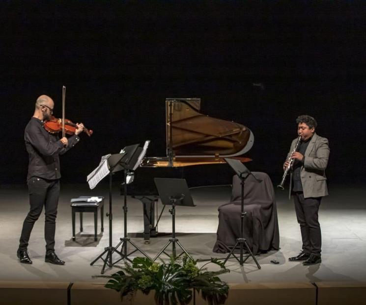 Cierran Feria Internacional con velada musical australiana