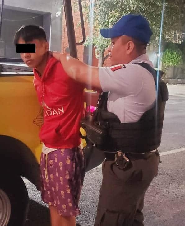 Detienen a dos presuntos ladrones