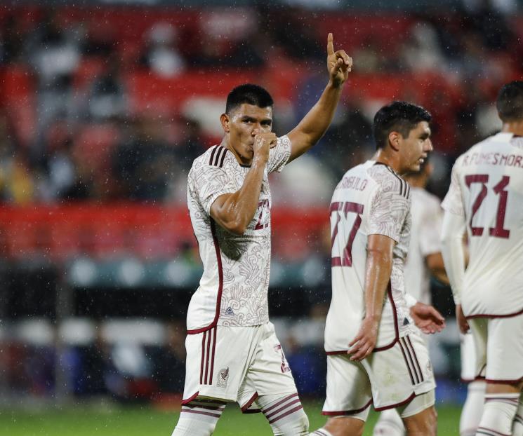 Brillan jugadores de Rayados en goleada del Tricolor