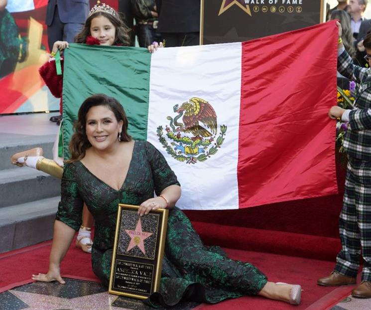 Angélica Vale recibe su estrella en Hollywood