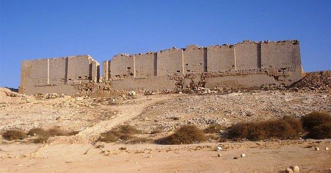 Encuentran túnel que podría llevar a tumba de Cleopatra