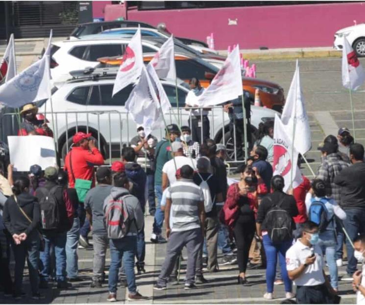 Irrumpen en instalaciones del INE en favor de reforma