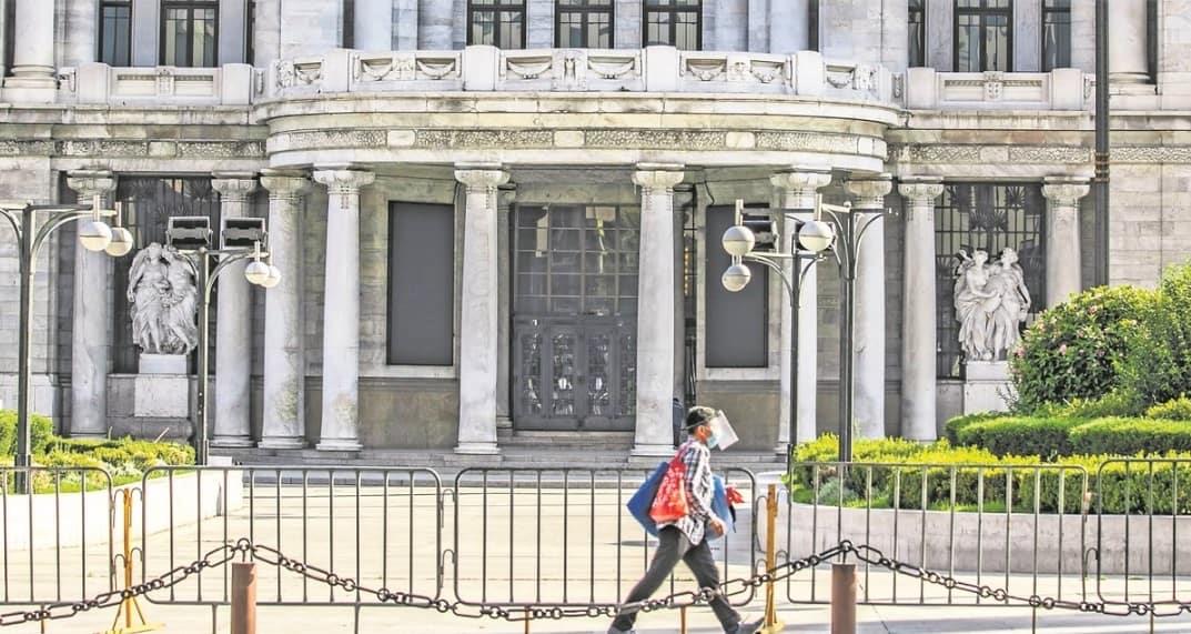 Deben dos quincenas a los vigilantes de museos del INBAL