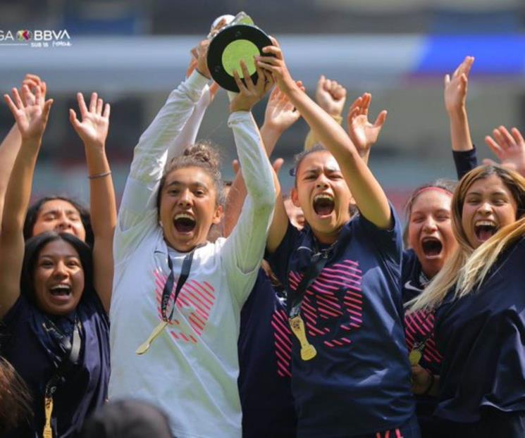 Se corona Pumas Femenil Sub-18