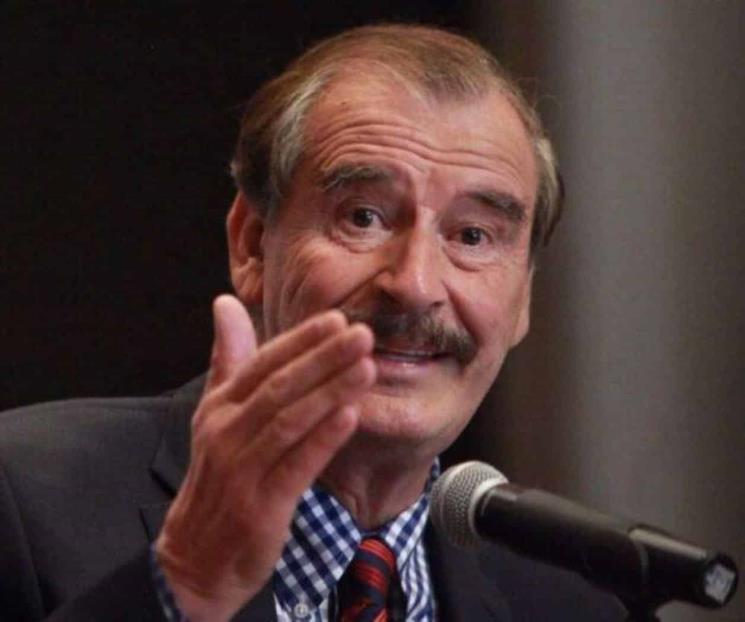 Fox invita a Checo Pérez a marcha a favor del INE