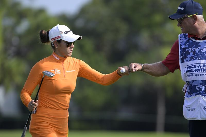 Fassi logra récord y lidera LPGA
