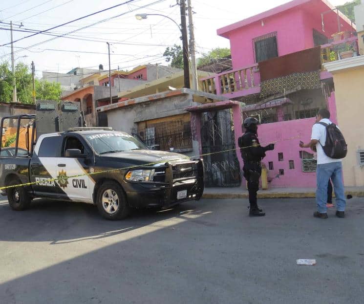 Reportado el hallazgo de una persona sin vida envuelta en una cobija, en la colonia Topo Chico