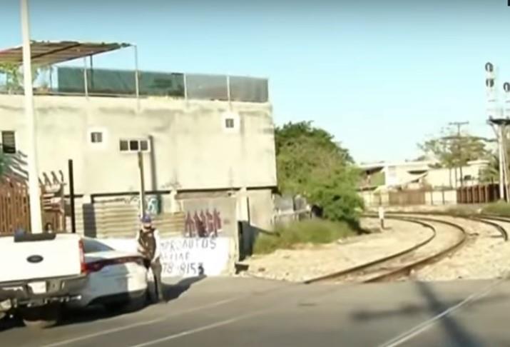 Atacan a balazos a peatón; está grave