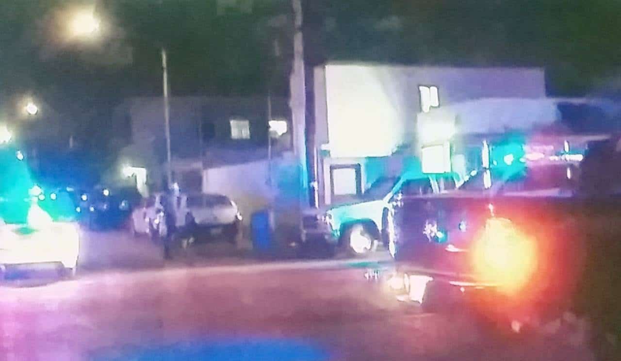 Un hombre resultó gravemente herido luego de ser baleado frente a su domicilio en la Colonia Industrial