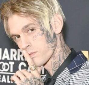 Aplazan lanzamiento del libro de Aaron Carter Aplazan lanzamiento del libro de Aaron Carter