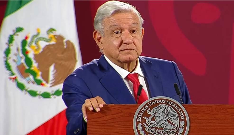 Celebra AMLO avances en la democracia sindical