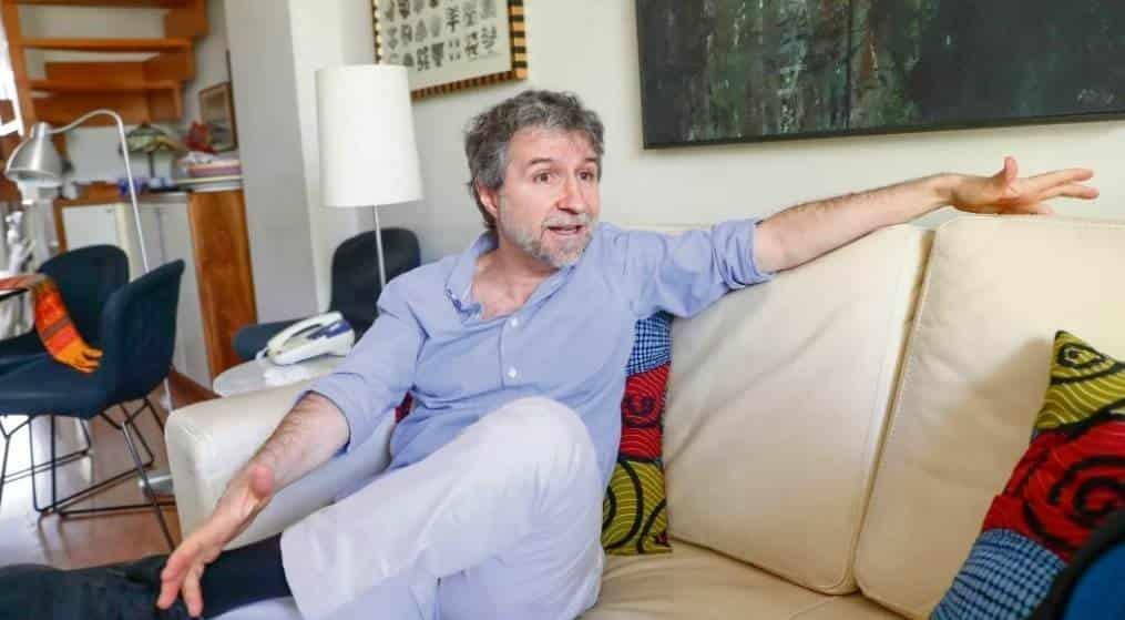 Llevo toda mi vida dedicada al español: Fernando Fernández