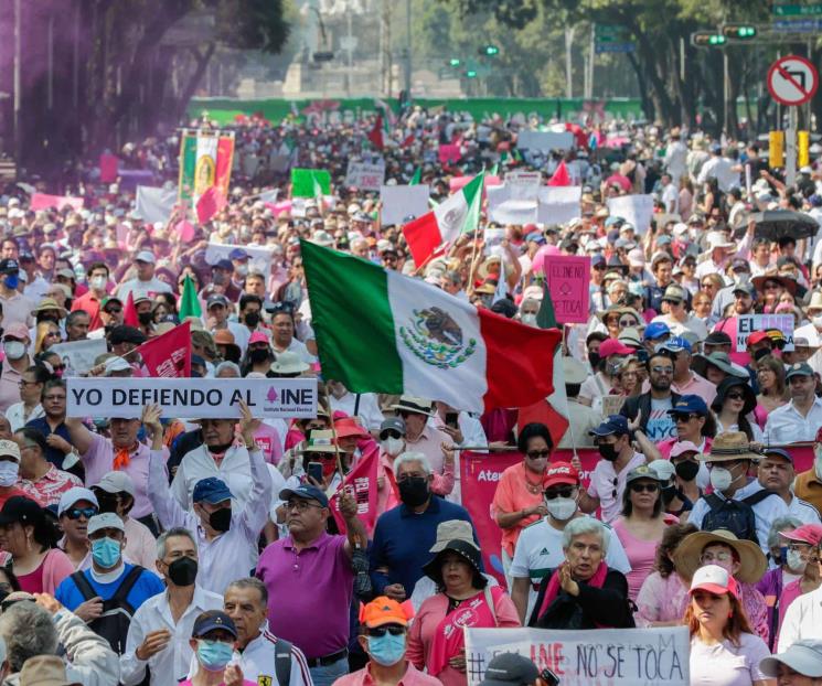 Marcha del INE vuelve a abrir herida del clasismo en México