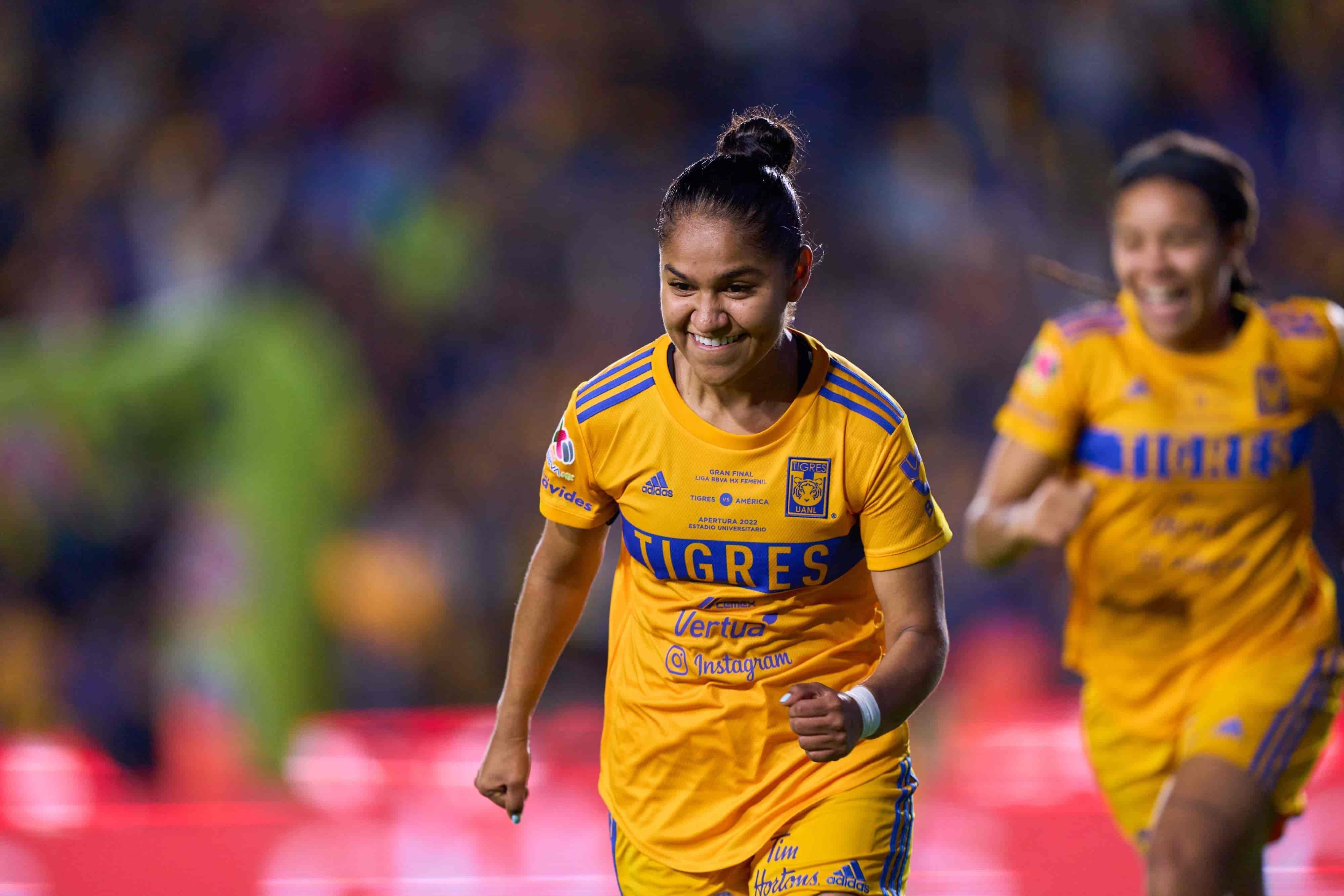 Belén Cruz hace el  2-0 y sentencia la eliminatoria.