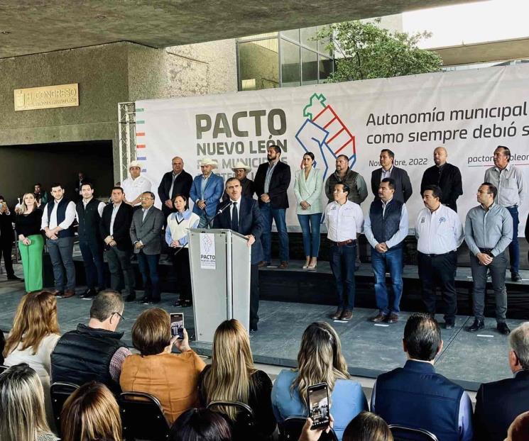 Forman alcaldes pacto por NL para fortalecer municipios